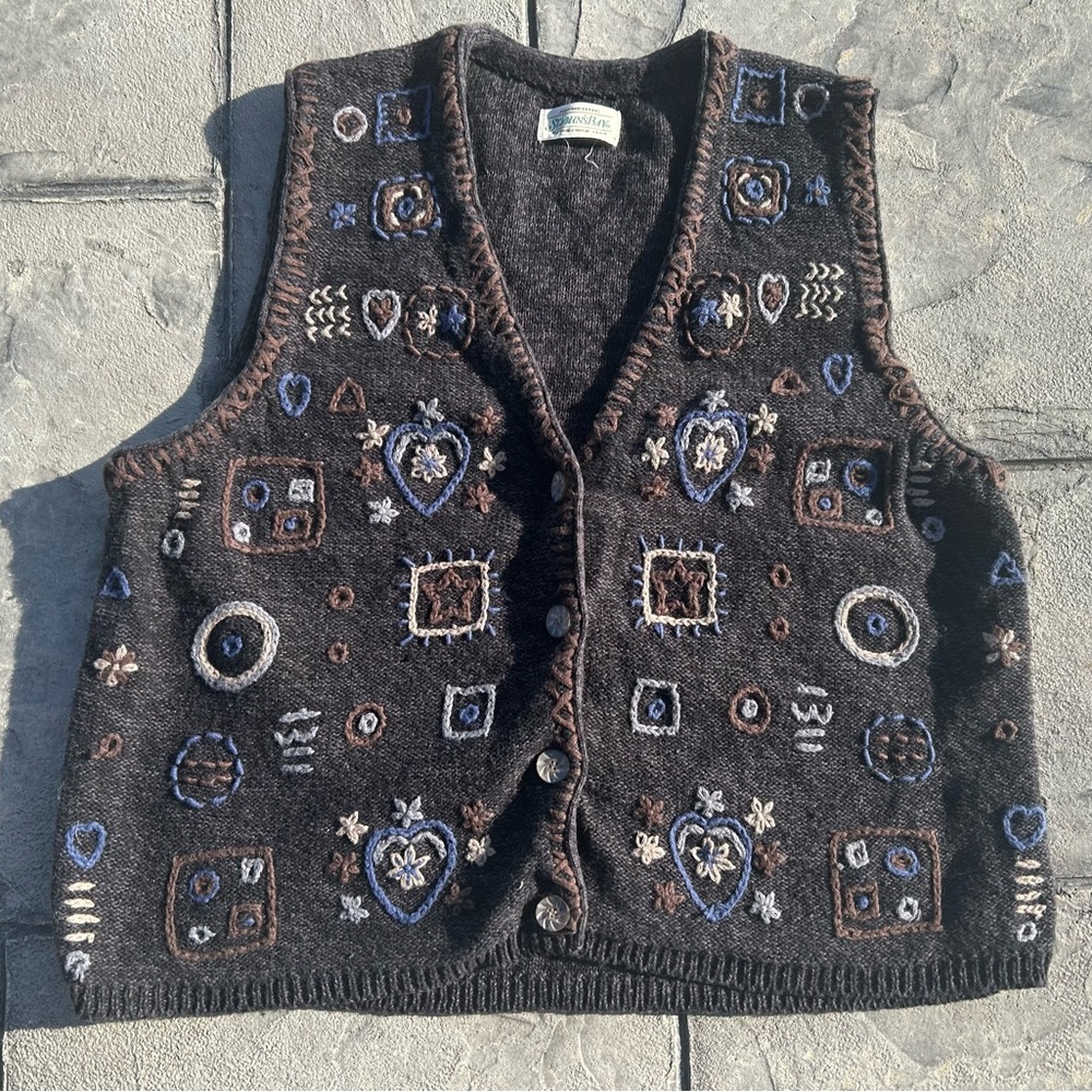 Vintage 90s Grey Brown Earthtone Embroidered Boho Craftcore Knit Sweater Vest M